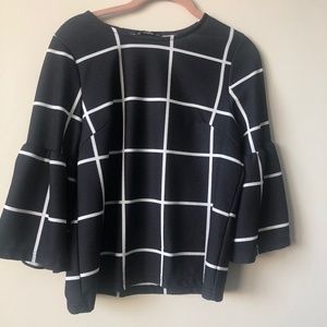 SHEIN Tops - Black and White Grid Top SHEIN Tops - Black and White Grid Top